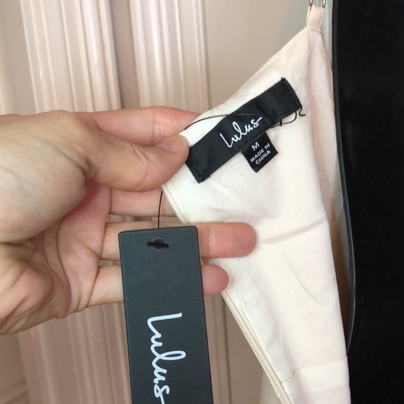 LULU'S Stunning Upgrade Beige Tulip Midi Dress Size Medium - Picture 4 of 6